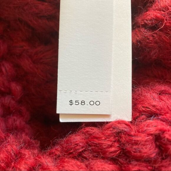 Aqua brand Red Knit Pom Pom Woman’s Hat - Picture 3 of 5